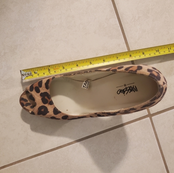 Heels - Picture 5 of 12